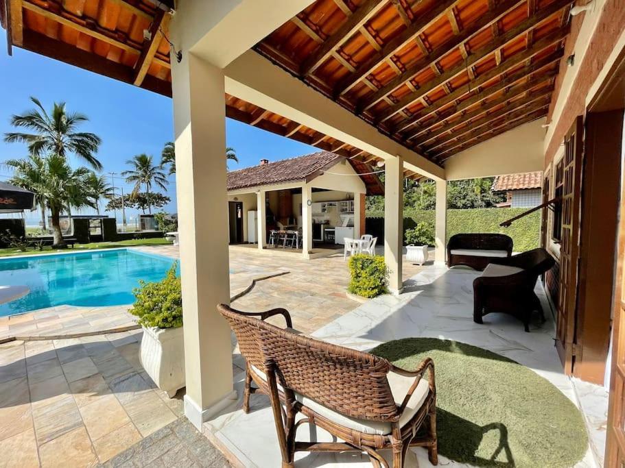 Casa Frente Ao Mar Ate 20 Pessoas Praia Do Indaia *